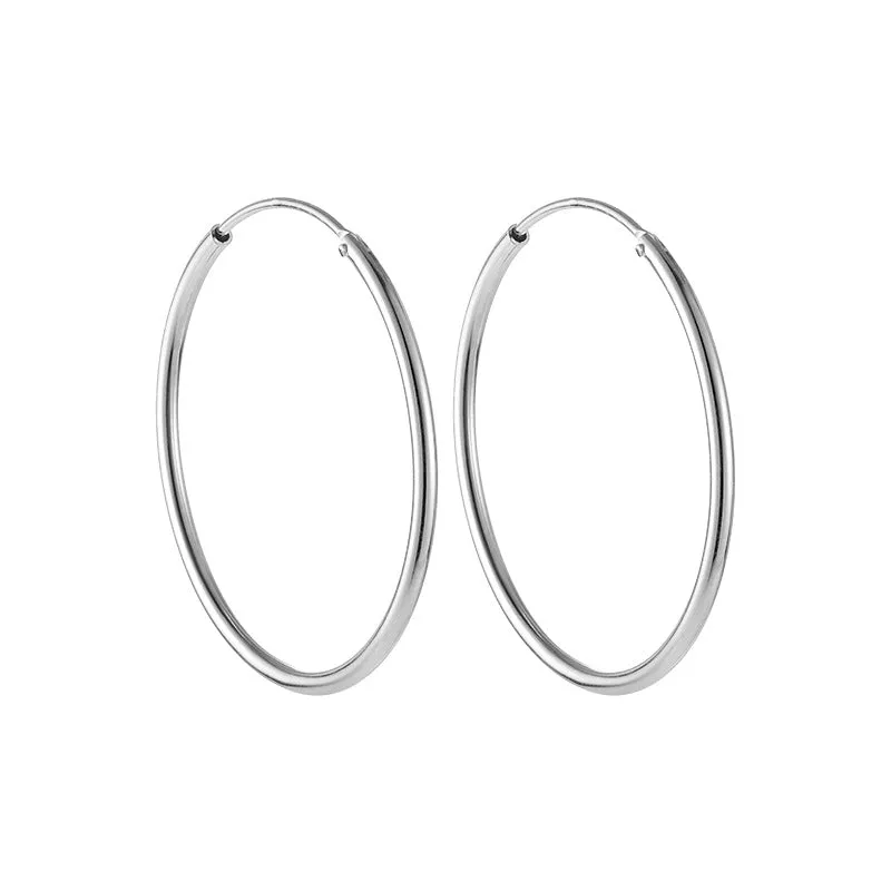 CLASSIC SILVER HOOP EARRINGS